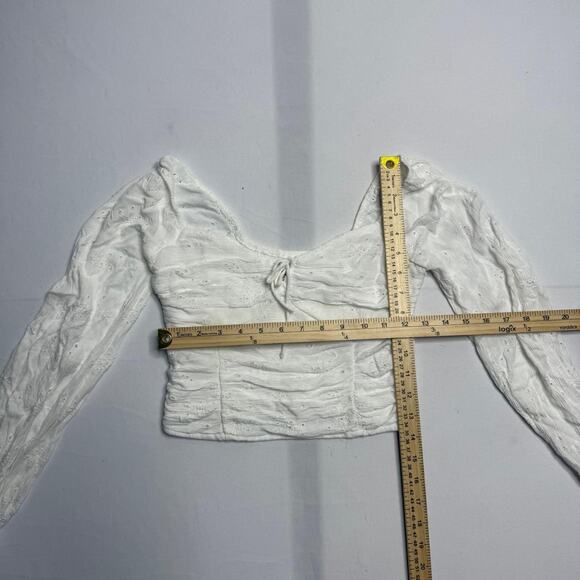 White Light Weight Hollister Long Sleeve Perfect Going Out Top  XS - Picture 3 of 5